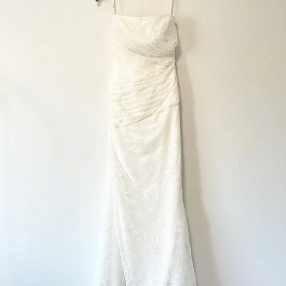 White By Vera Wang Wedding Dress Style VW351044 Size 2